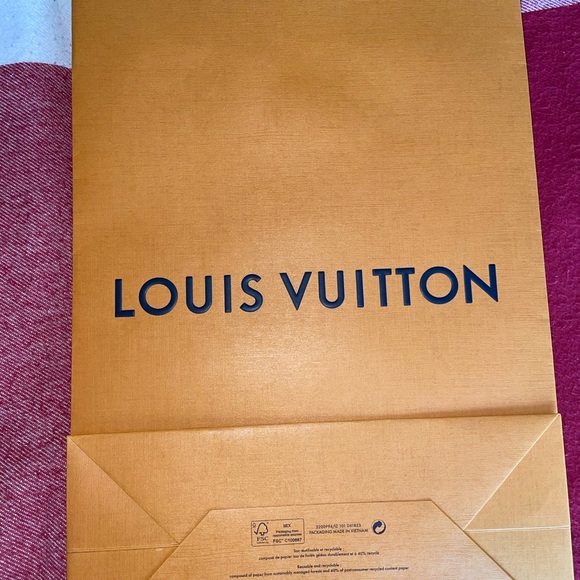 Perfect condition Louis Vuitton shopping bag - Picture 2 of 3